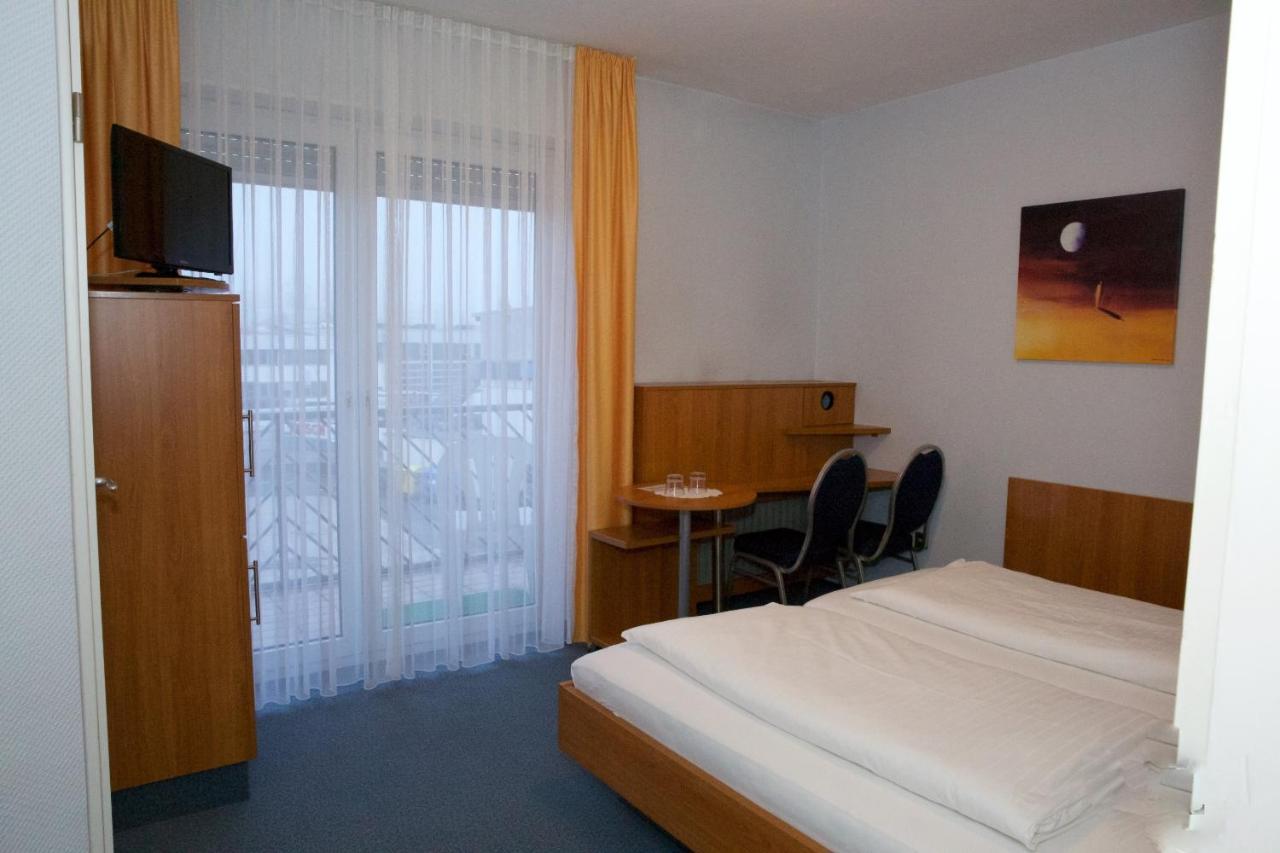 Svg Hotel Diversi لودويغشافن ام ري المظهر الخارجي الصورة